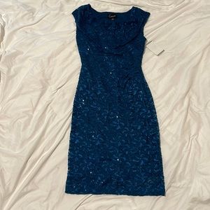 blue connected apparel dress size 4
